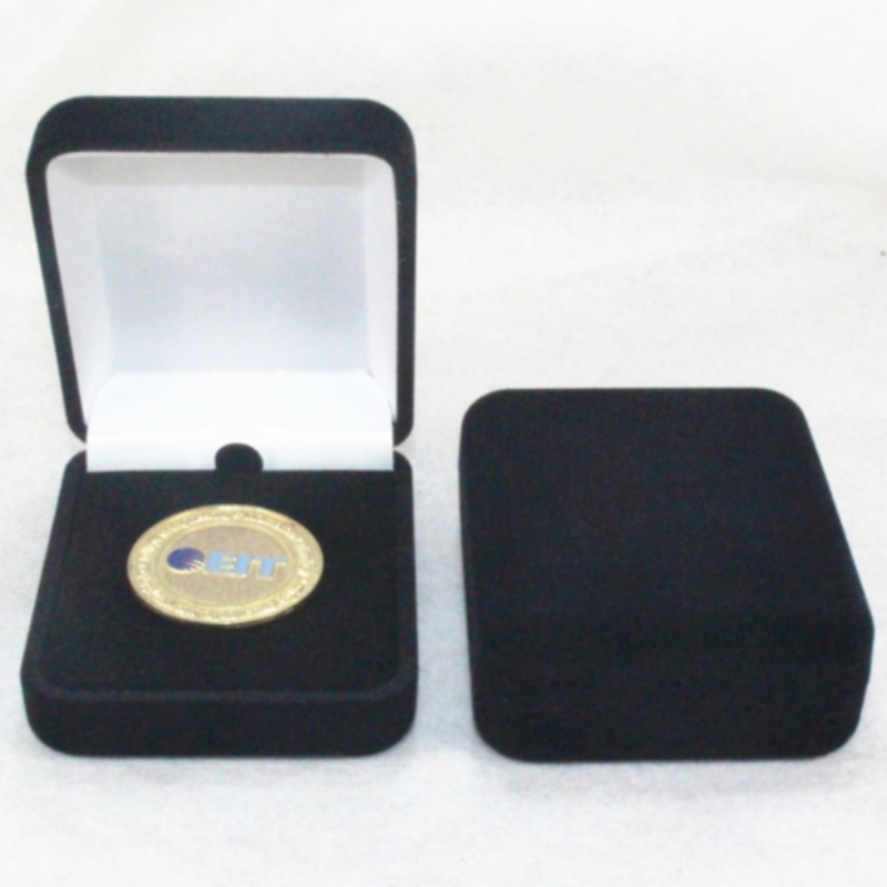 Точка F-05 кръгла форма Велвета кутия за пръстен, значка & малка монета, mm.55*70*26, тегло около 35г